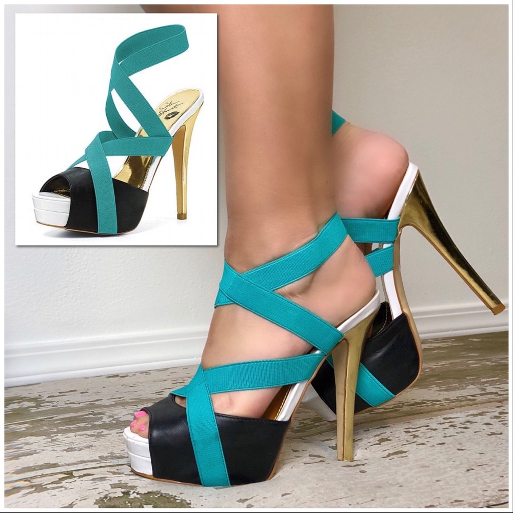 Colin Stuart: The Sexy Sandal